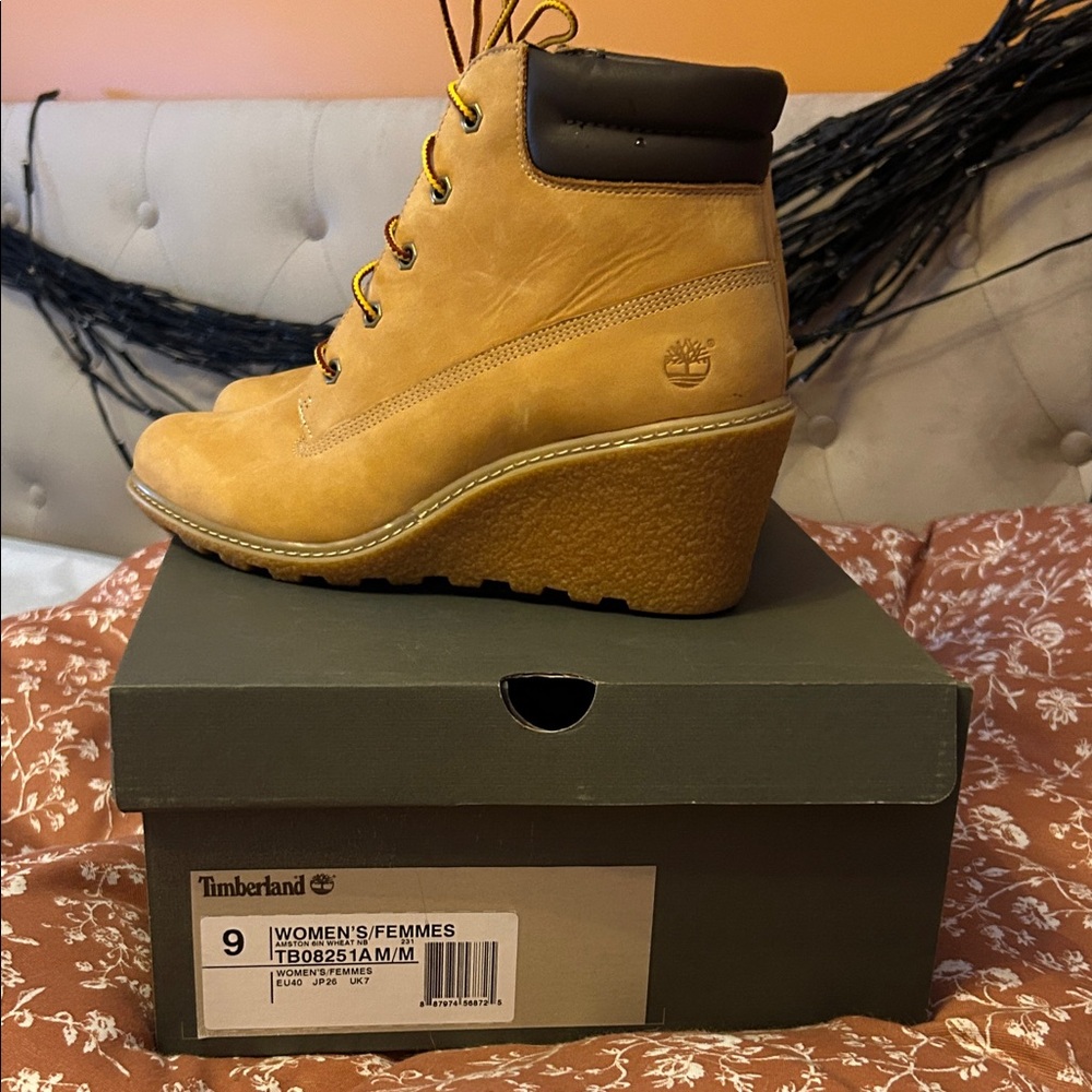 Timberland Women's Brown Wedge Boots